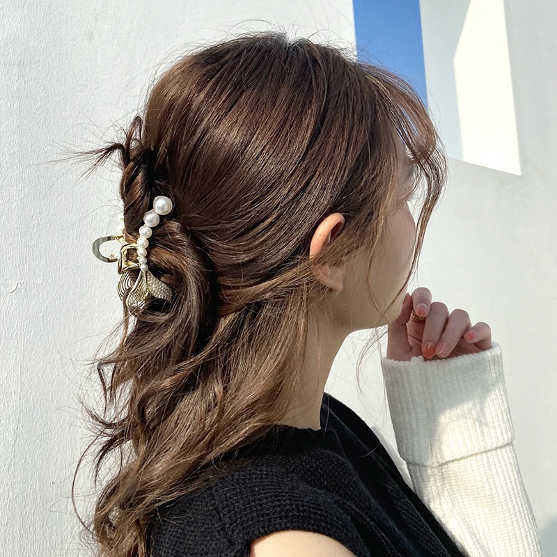 Korean Pearl Fishtail Claw Clips Fashion Metal Hair Clip Temperament Hair Clamps Women Hair Accessories