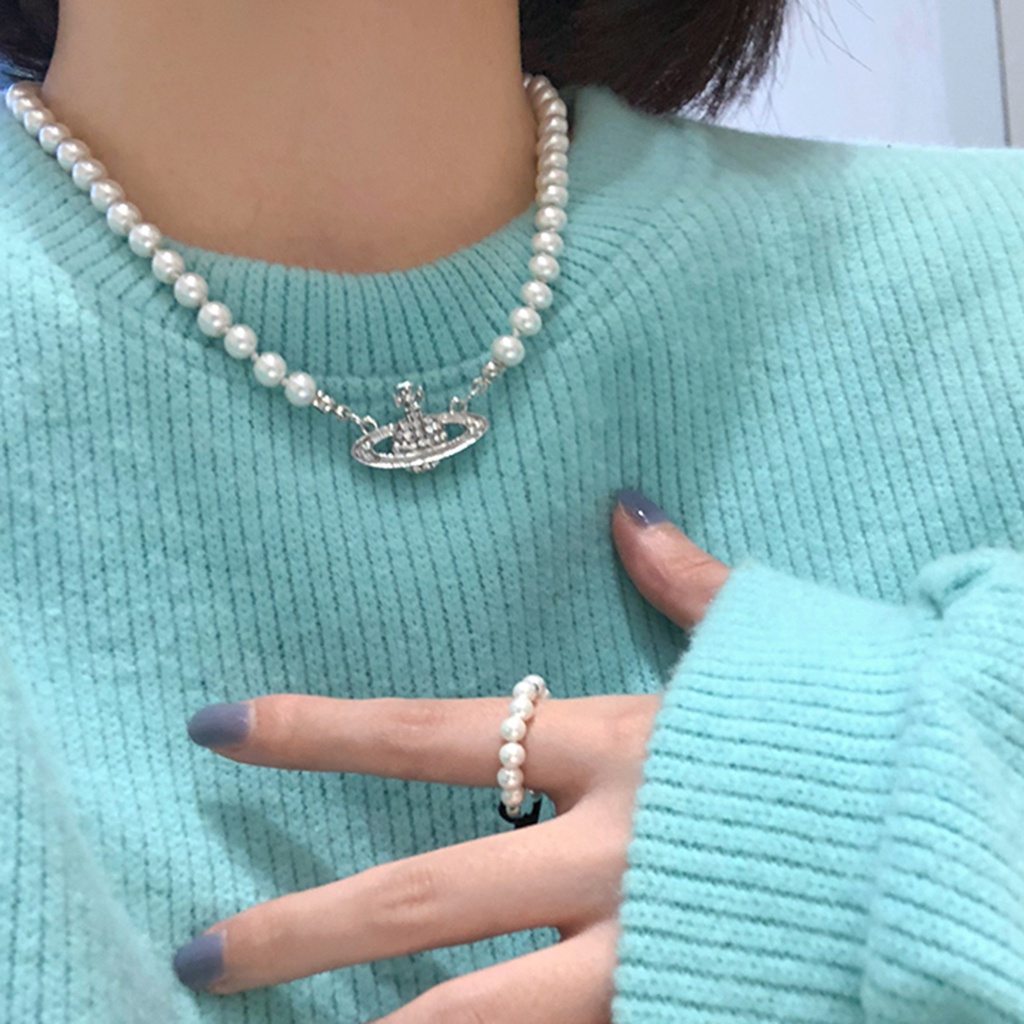 Hu Hu Hu Hu Hu Alat Bantu Pasang Kacamata♡ Kalung Rantai Liontin Saturnus Aksen Mutiara Berlian Imitasi Untuk Wanita