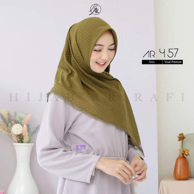 Jilbab hijab kerudung segiempat voal wanita cantik terbaru 2021 kode Ar 457 by Arrafi Zoya Elzatta