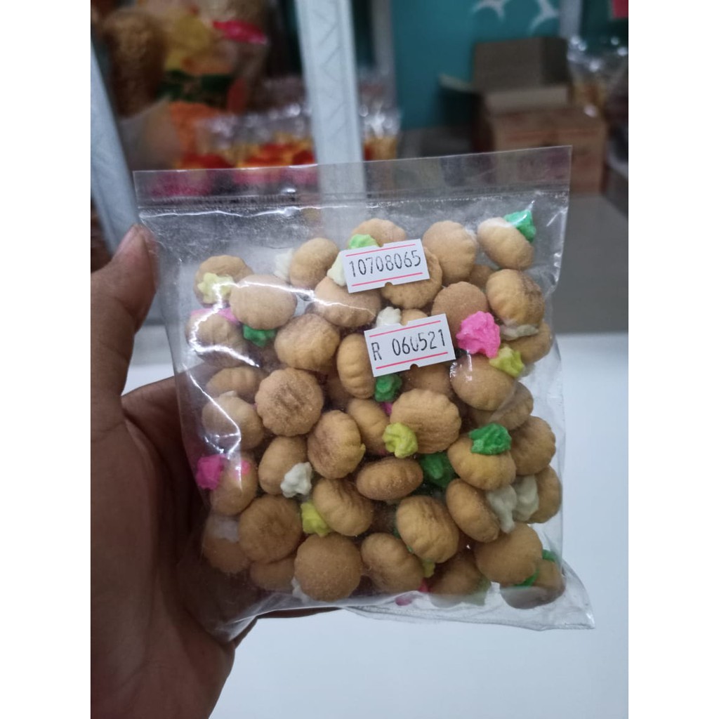 

SNACK CEMILAN MANIS GEM ROSE KUE JADUL 240 GR SNACKHOUSE1989