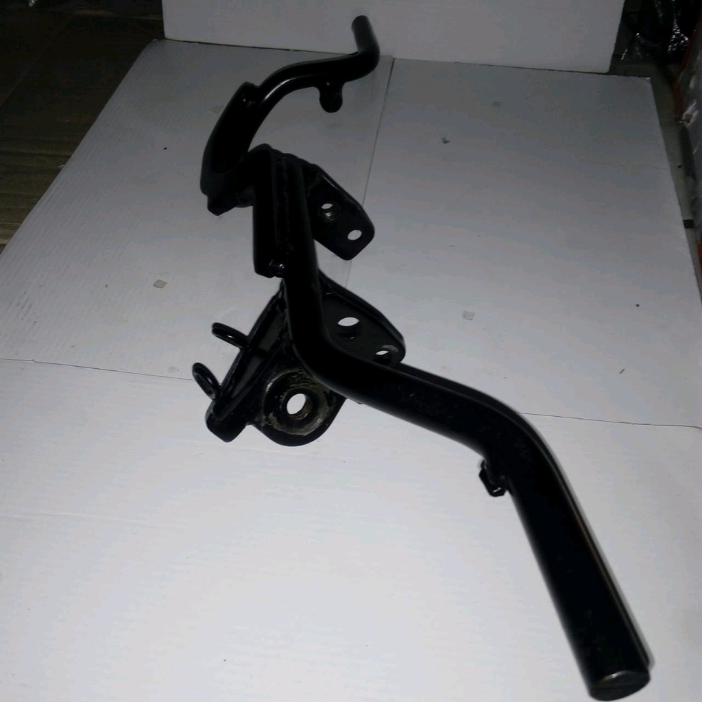 barstep depan Yamaha RX king new robot