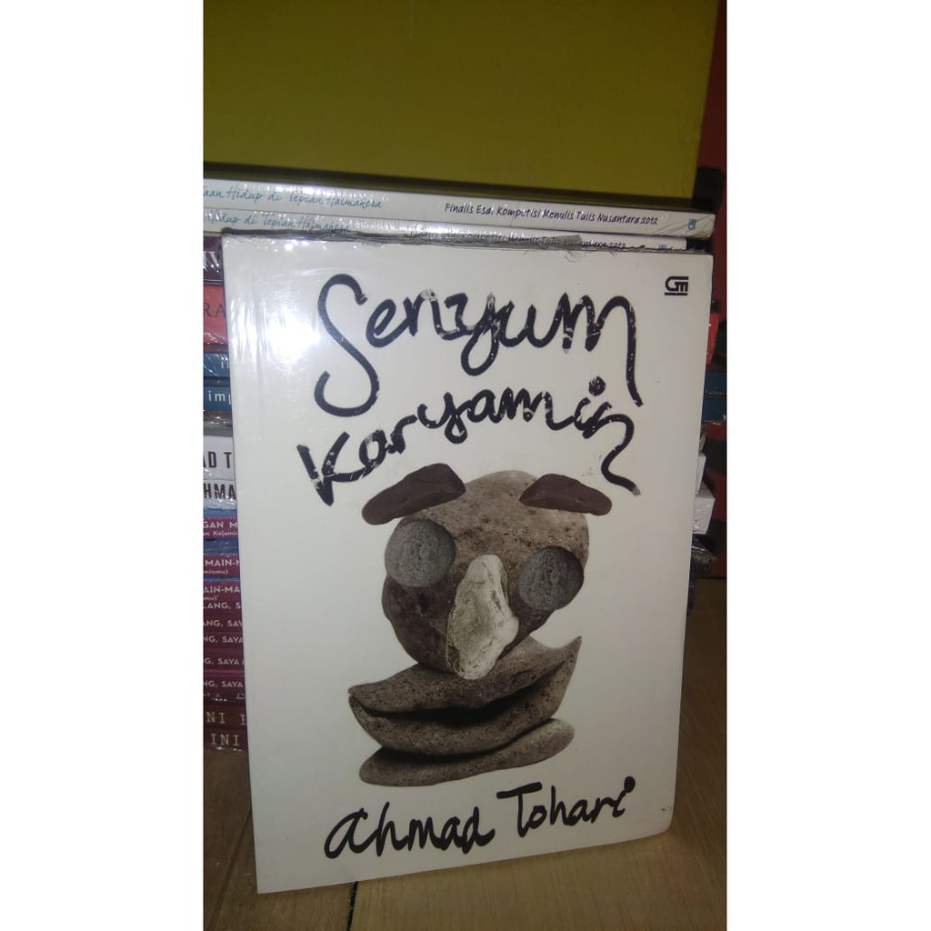 Senyum Karyamin - Ahmad Tohari -R