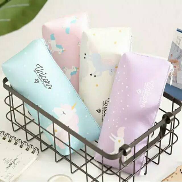 

Unicorn Tempat Pensil