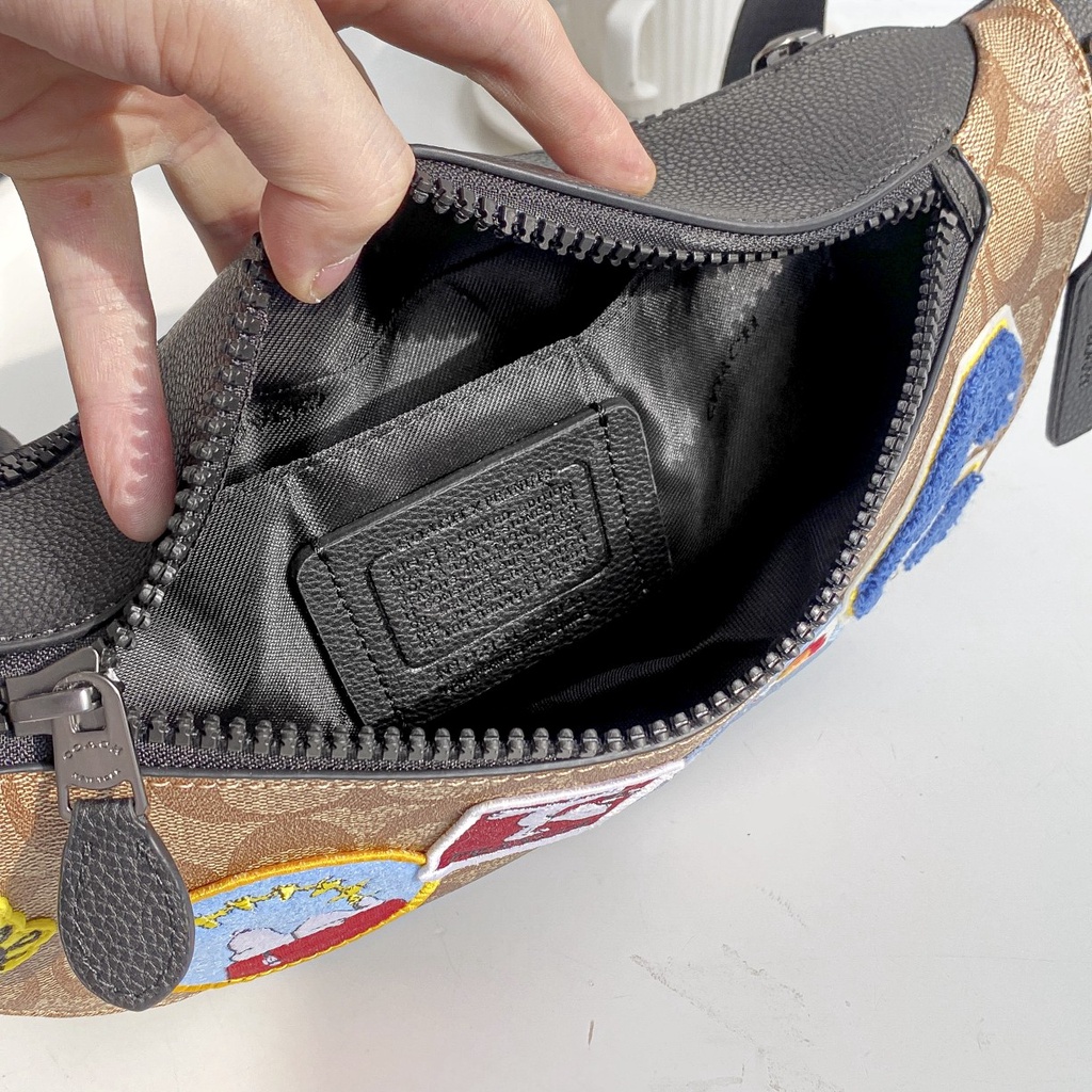 4028 coach men's pockets Inclined shoulder bag Chest package   yaobao