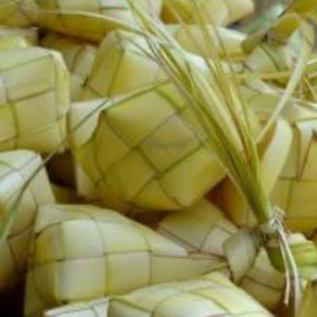 Ketupat beras siap saji