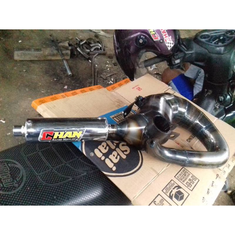 knalpot vespa kanan pendek by CHAN racing