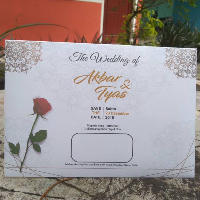 

Undangan murah softcover amplop