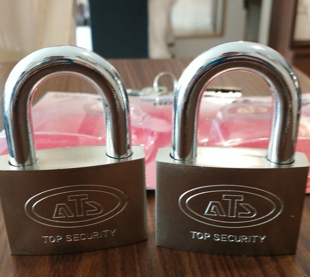 Gembok Pagar Rumah Toko Ats 60mm Pendek Ori