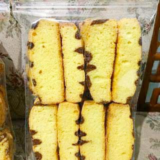 

Bolu Kering Jadul Kue Kering 250gr Bolu Kering Marmer Cemilan Snack Makanan Ringan Terlaris Termurah C