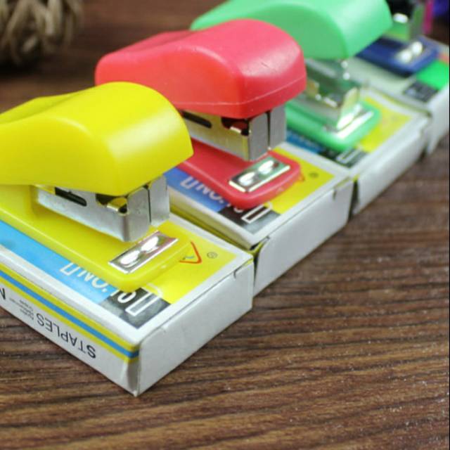 

Stepler / Staples Mini / Kecil + Isi