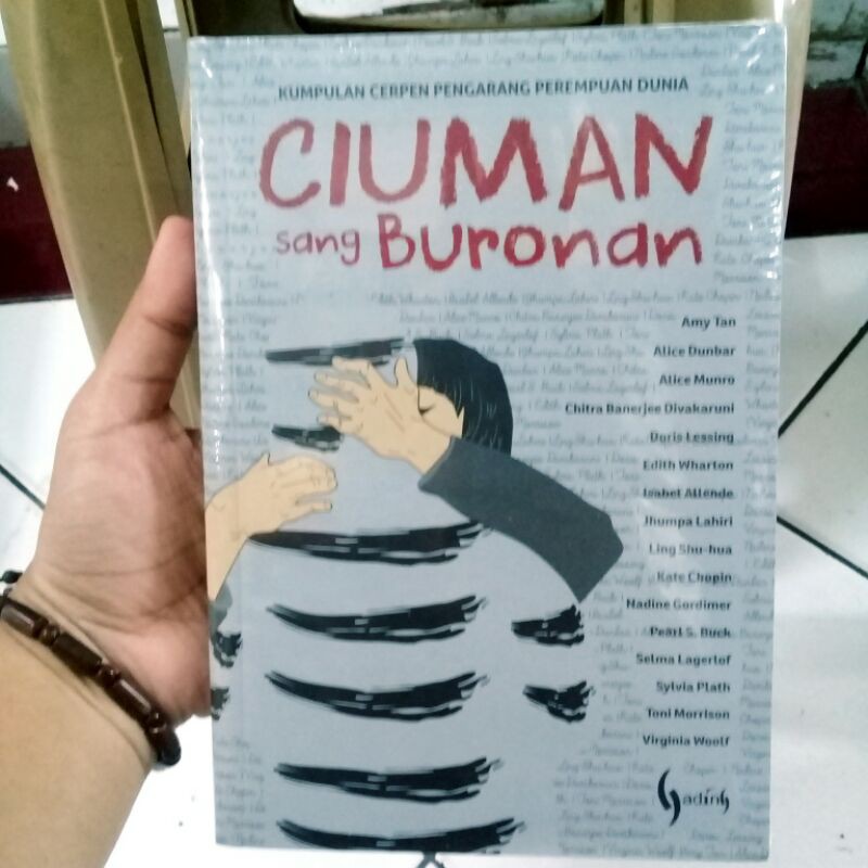 ciuman sang buronan