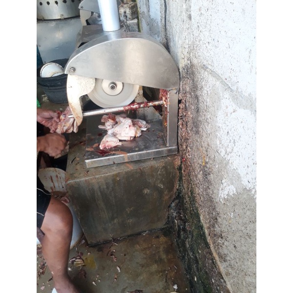 

Ayam merah/ keras