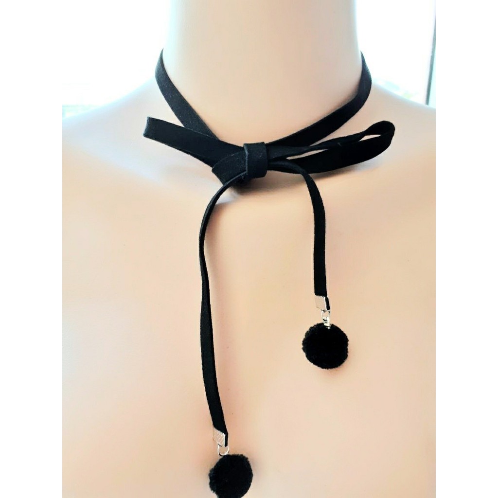 kalung choker pita ikat pompom hitam