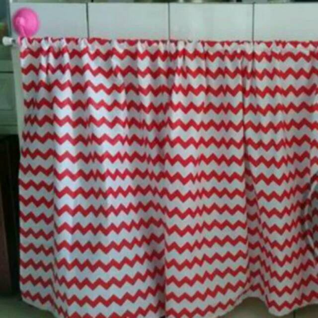 Gorden dapur retro merah