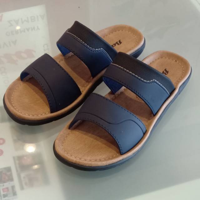 Sandal Bata anak laki laki