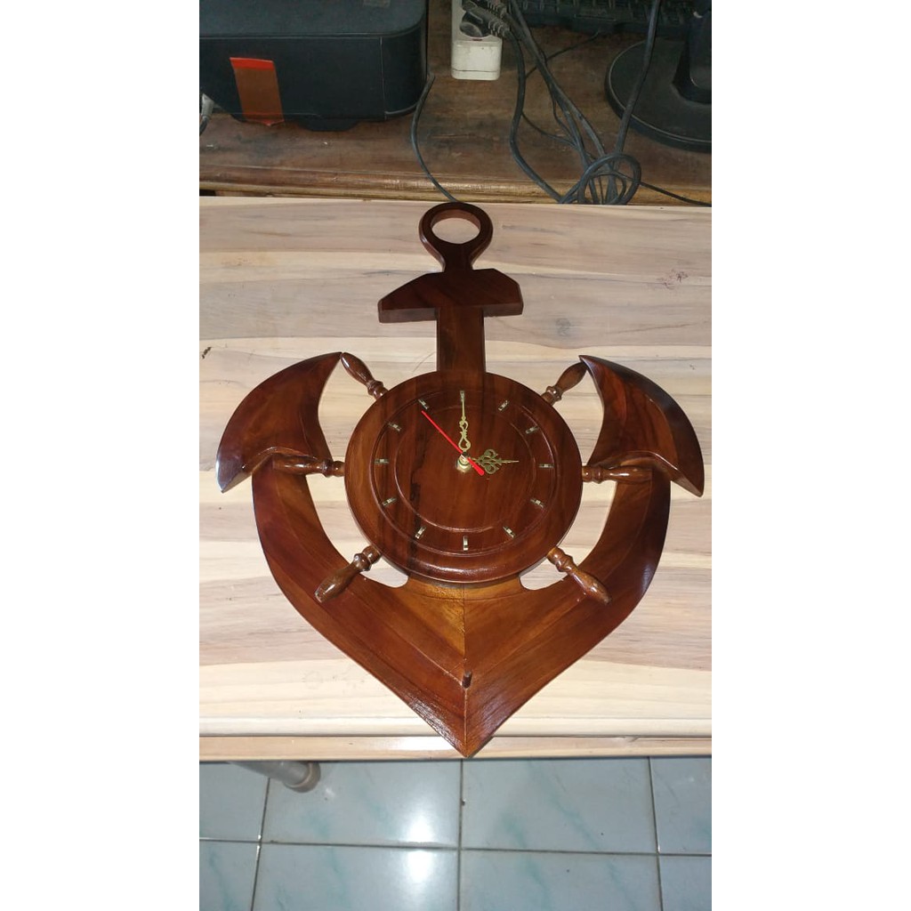 Jam Hias Jangkar kapal UD. Barep Jati