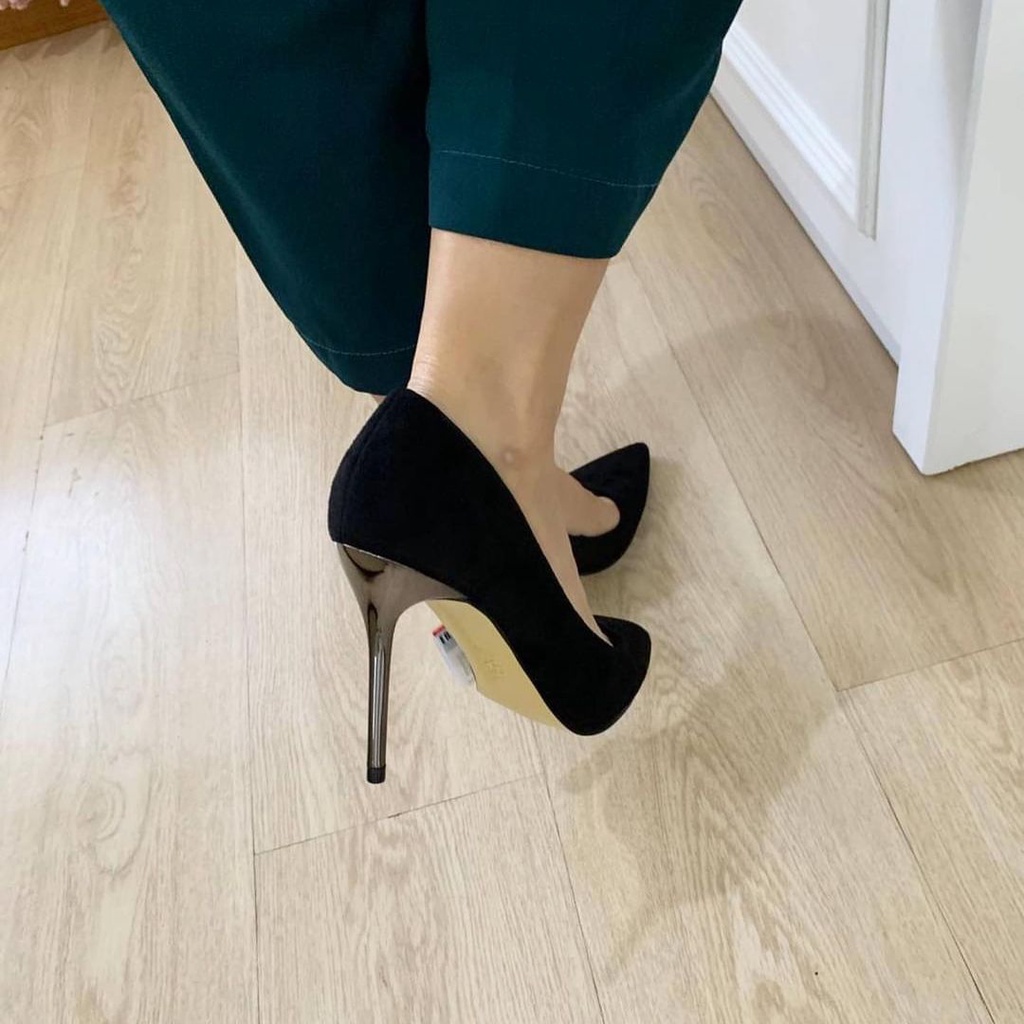 Sepatu High Heels Zara