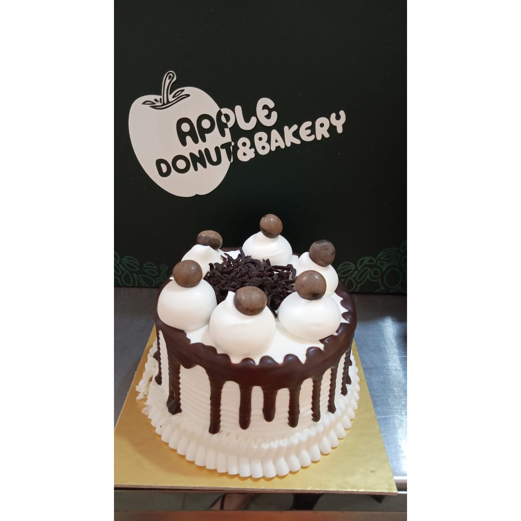 

Kue Ulang Tahun Ultah Black Forest Black Ball - Mini Cake