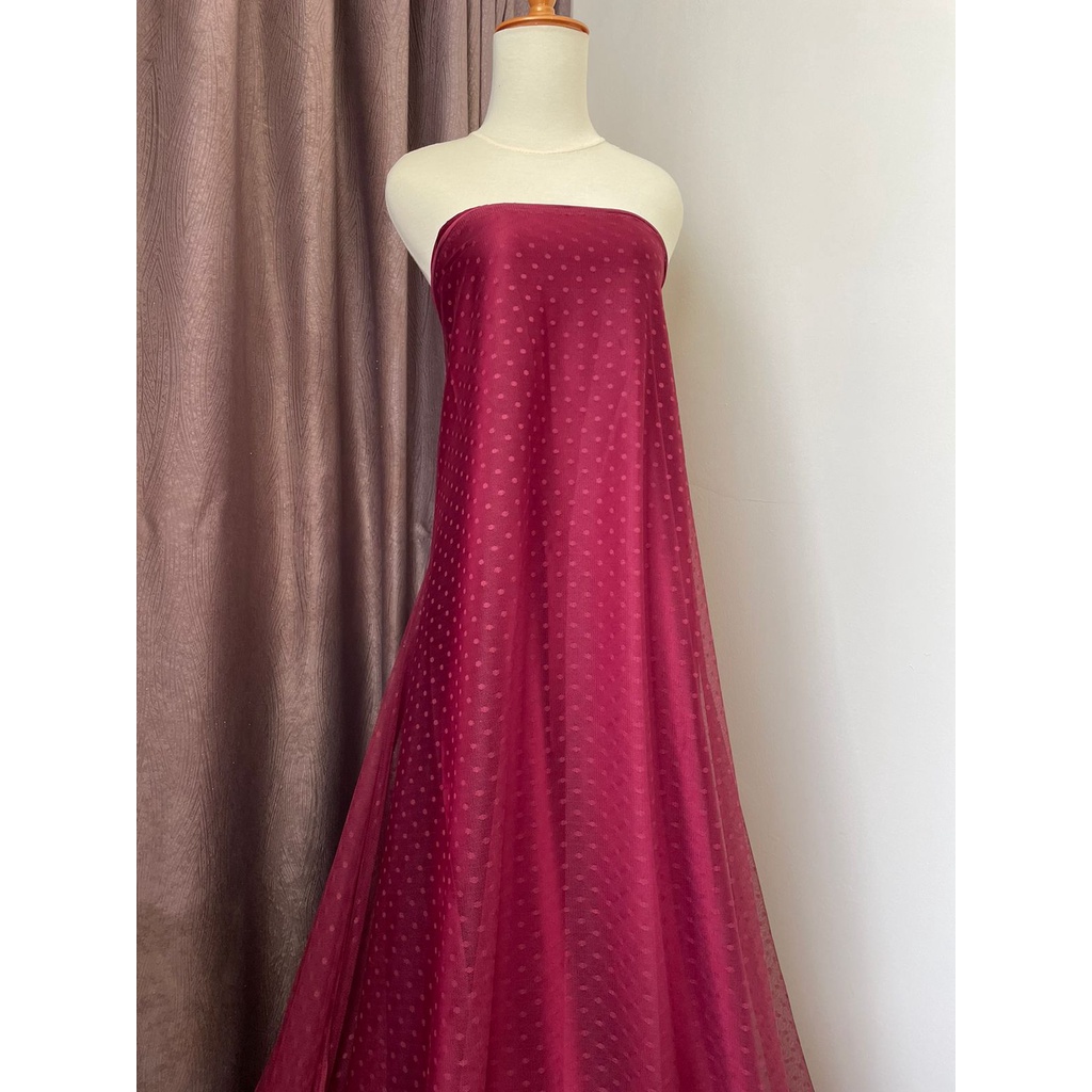 Bahan Kain Tile Tille Tule Tulle Dot Dotty Warna Merah Maroon Marun