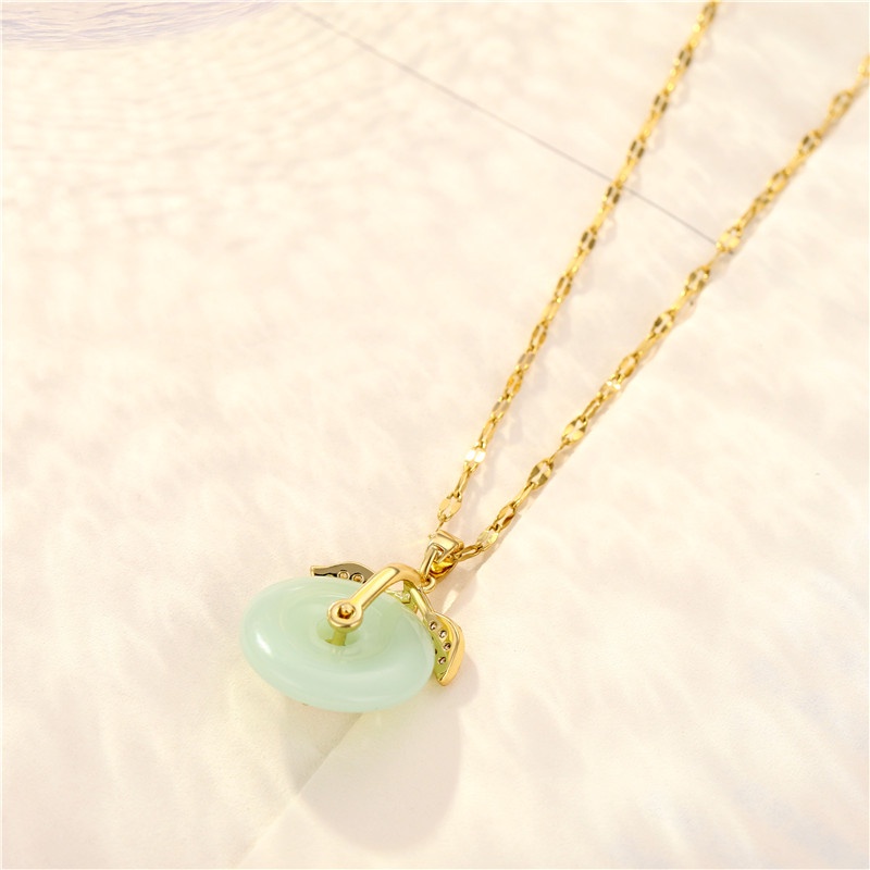 Kalung Liontin Giok Hetian Zircon Cherry Untuk Wanita