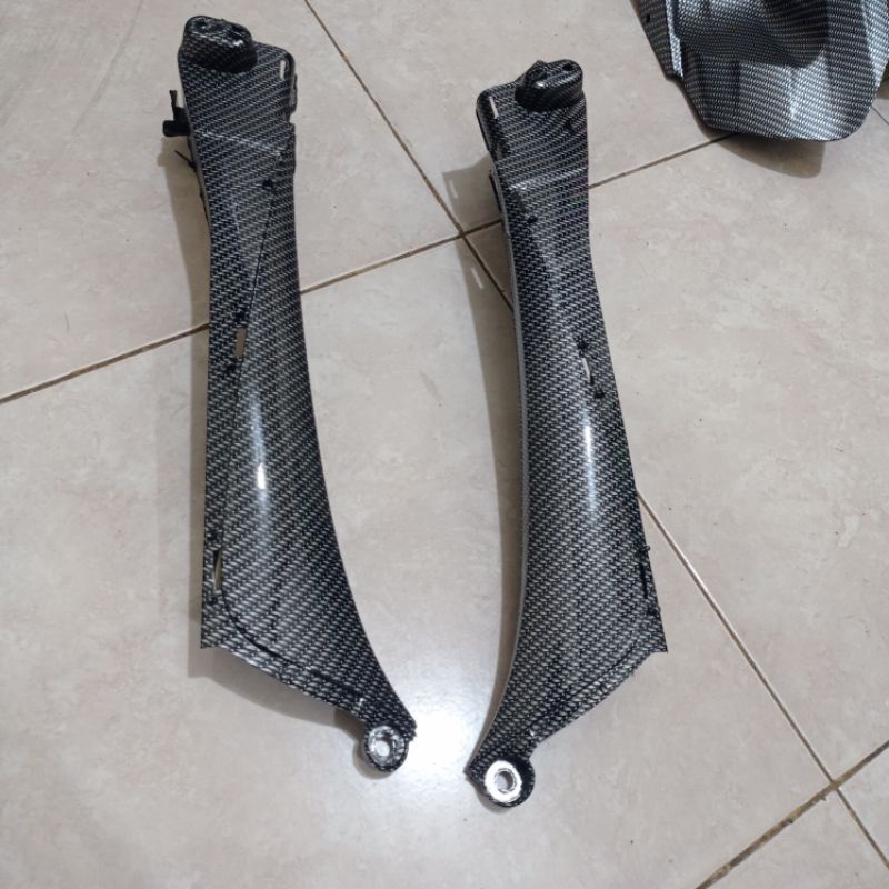 sirip sayap bawah Supra 125 karbon