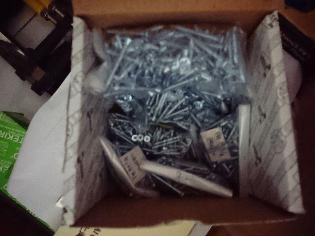 Sekrup Fh 4 X 3/4 - Skrup Fh 4x3/4 Baut Tapping Isi 100 Pcs