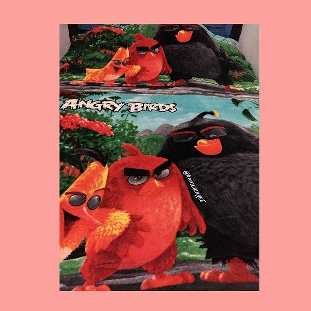 Selimut bulu lembur angry bird