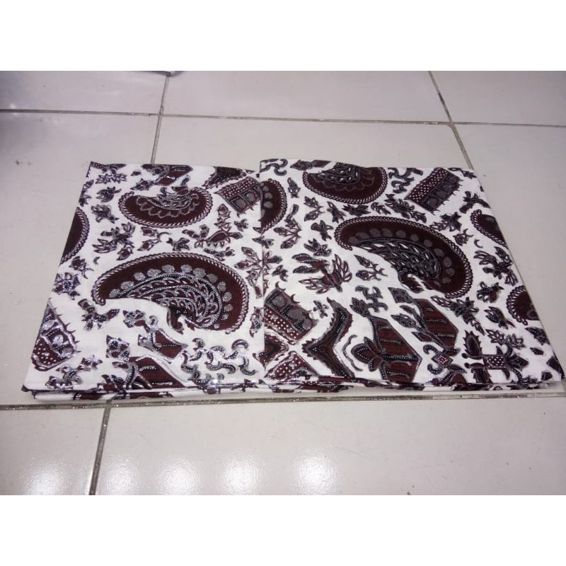 COUPLE KAIN BATIK PENGANTIN PRADA