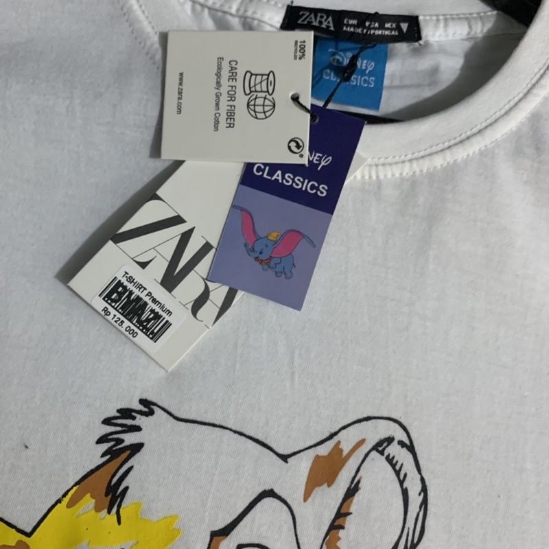 kaos Zara white lion