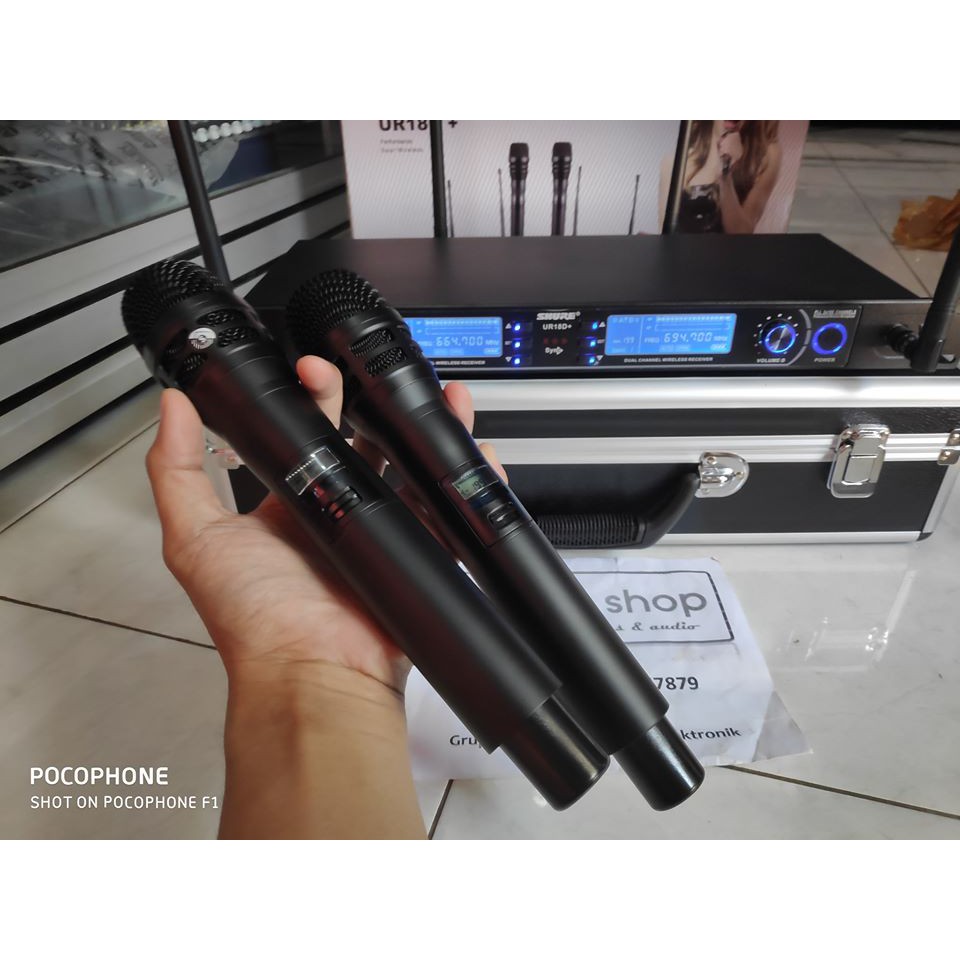 Mic Wireless Shure UR18D+ UR18D UR 18D UHF 2 Mic Pegang Koper Hardcase Multi Channel 4 Antena