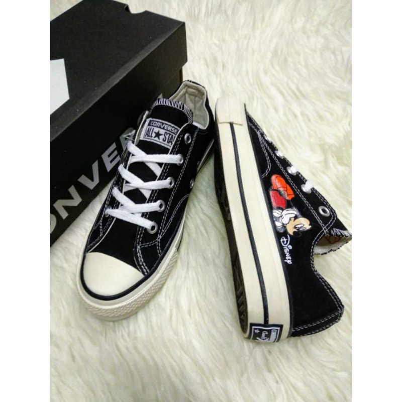 converse mickey