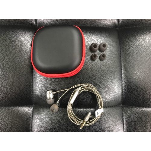 SoundMagic E11C Garansi Resmi 1 Tahun Sound Magic E11 C In Earphone With Mic + Volume Control / Headset / Handsfree Mikrofon / Earphones Microphone / Hifi Audio