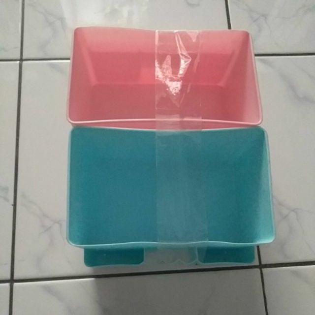 Kotak Serbaguna Warna-warni