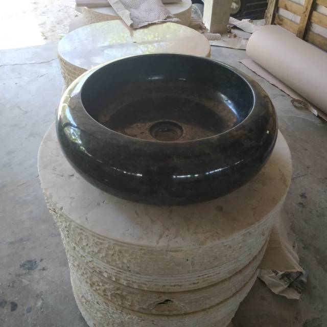 Wastafel batu alam marmer hitam model donuts