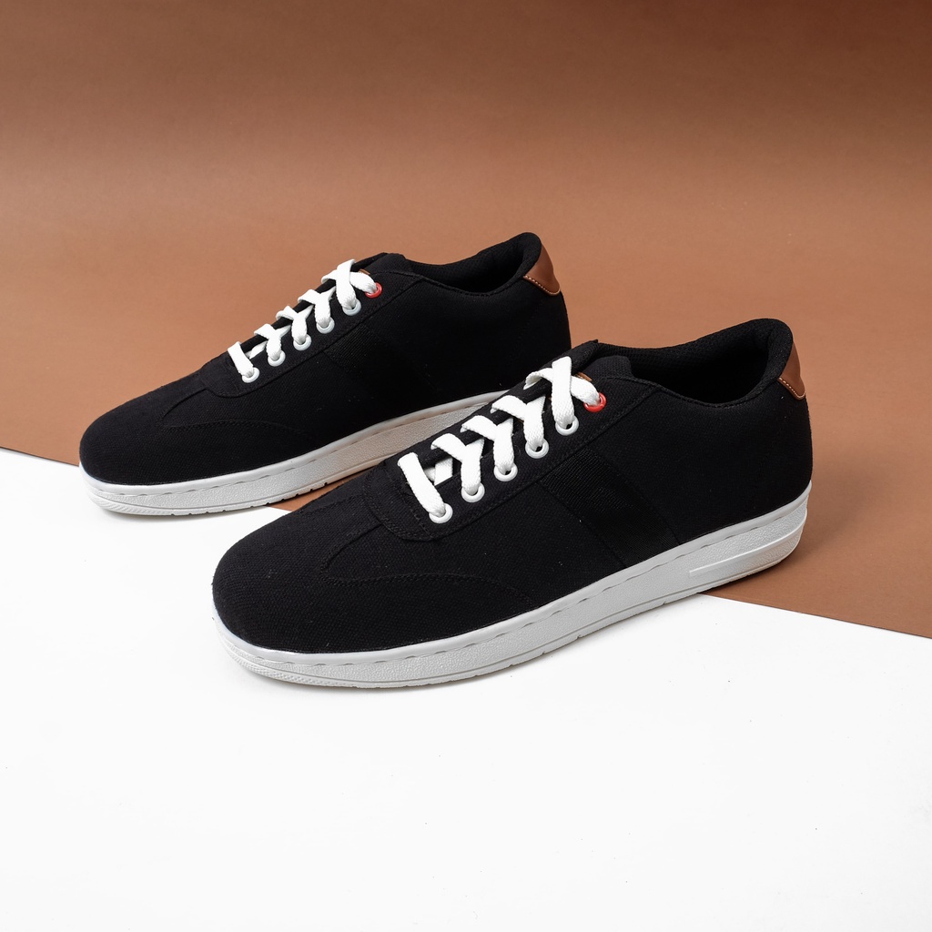 Ian Black | Sepatu Sneakers Pria Casual Polos Original Putih Cowok Ori Footwear | FORIND x ARF