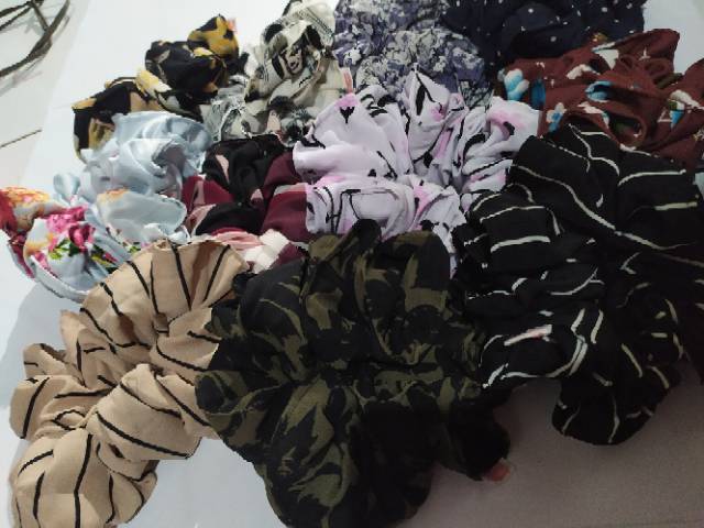 Scrunchie jumbo / Cepol rambut /ikat rambut