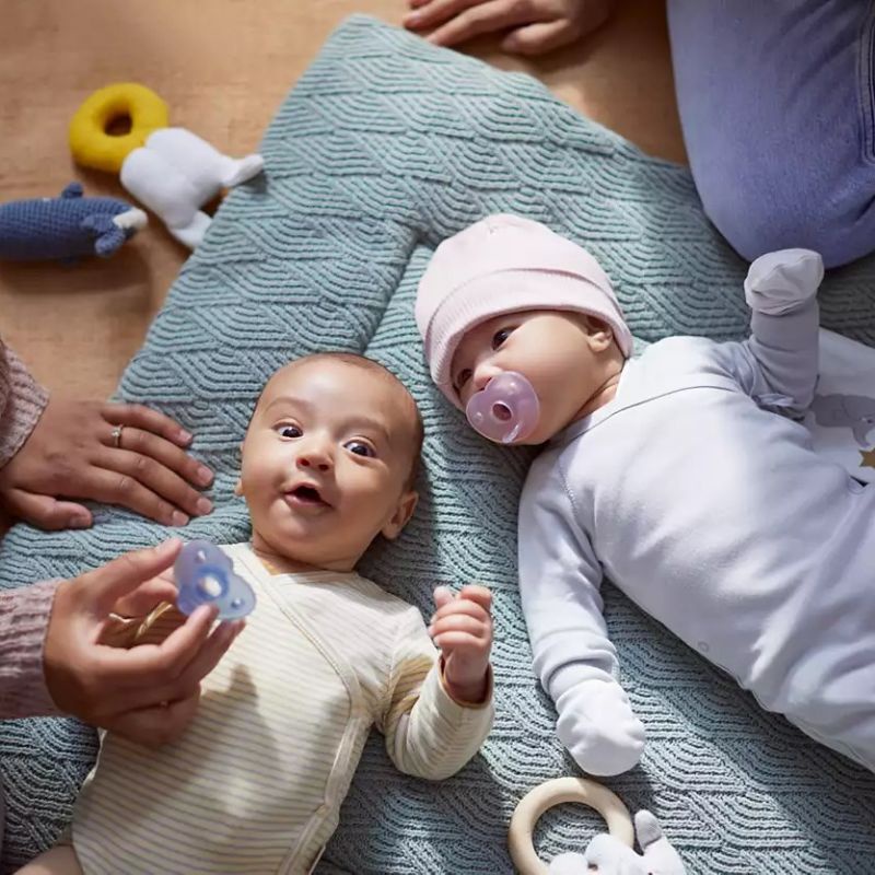 Philips Avent - Soother Heart Soothie Pacifier - Empeng Silicone