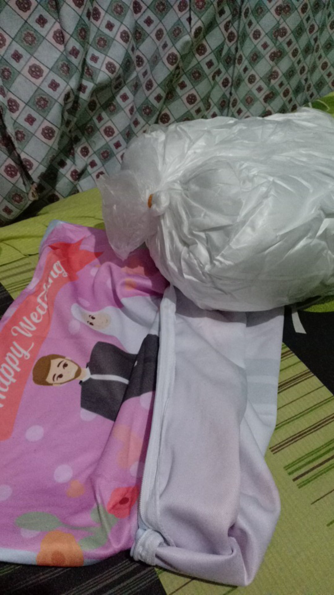 Bantal Custom Wedding Hijab Syari Mewah