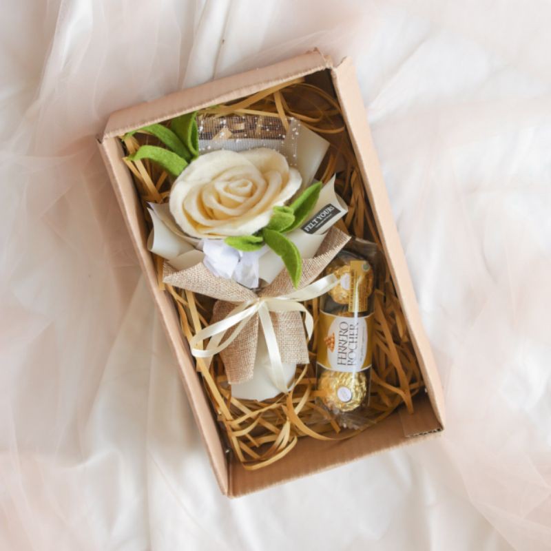 

143 Box by Felt Yours | hampers gift box mini murah