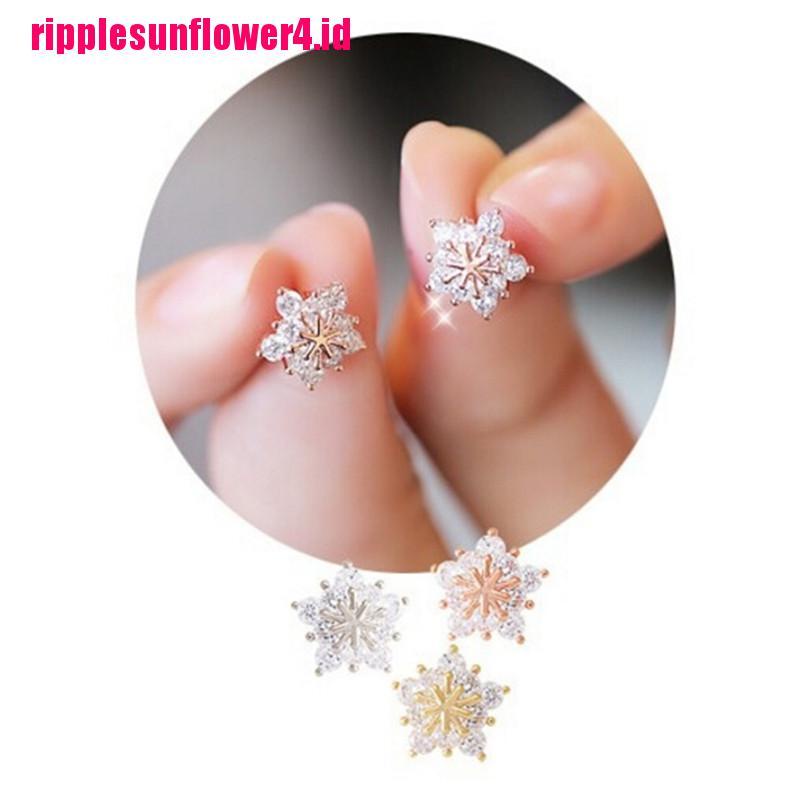 Anting Tusuk Motif Bintang / Snowflake Hias Kristal Imitasi Untuk Wanita