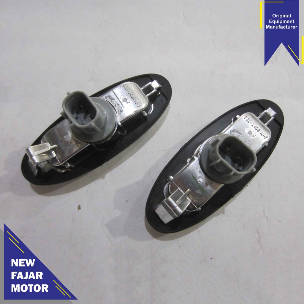 Ford Escape Lampu Fender Set