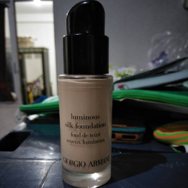 Giorgio armani luminous foundation