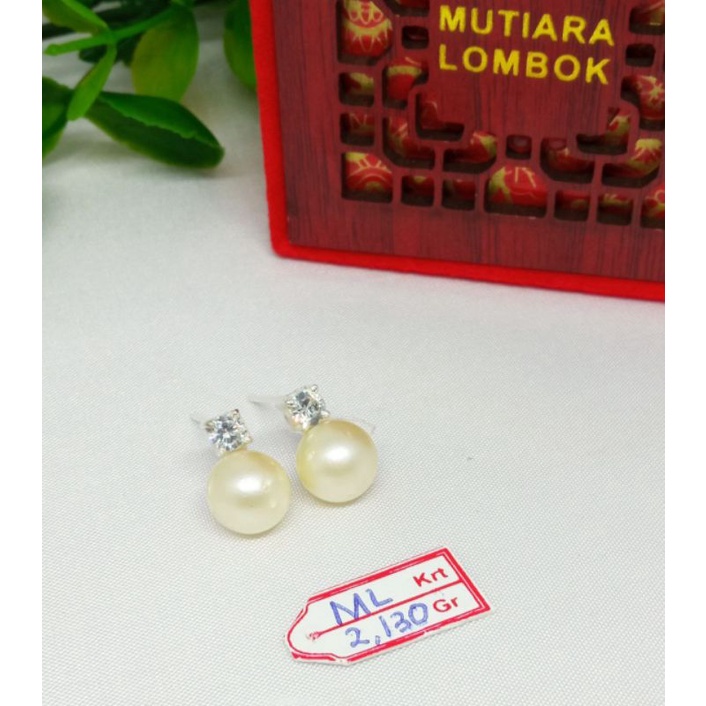 Giwang Perak Mutiara Laut