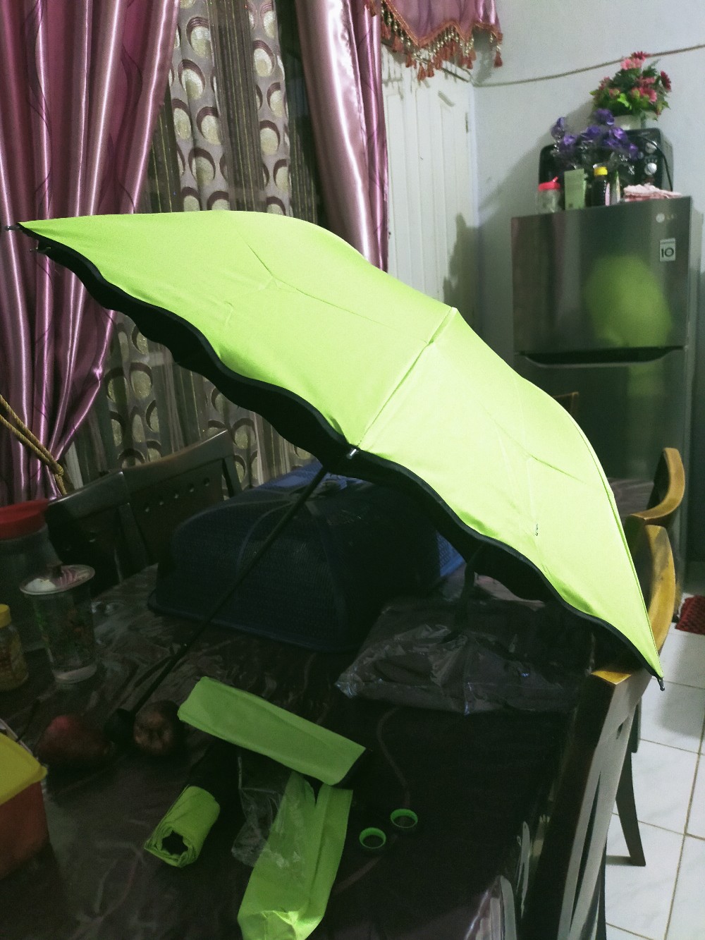 Payung Hujan Magic 3d Dengan Motif Yang Muncul Ketika Basah