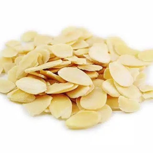 

Kacang almond kupas