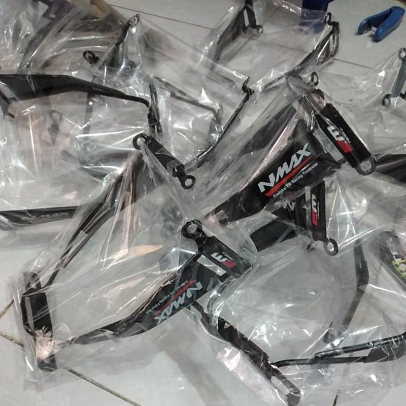 Dudukan Breket Pangkon Tempat Plat Nomer Nmax