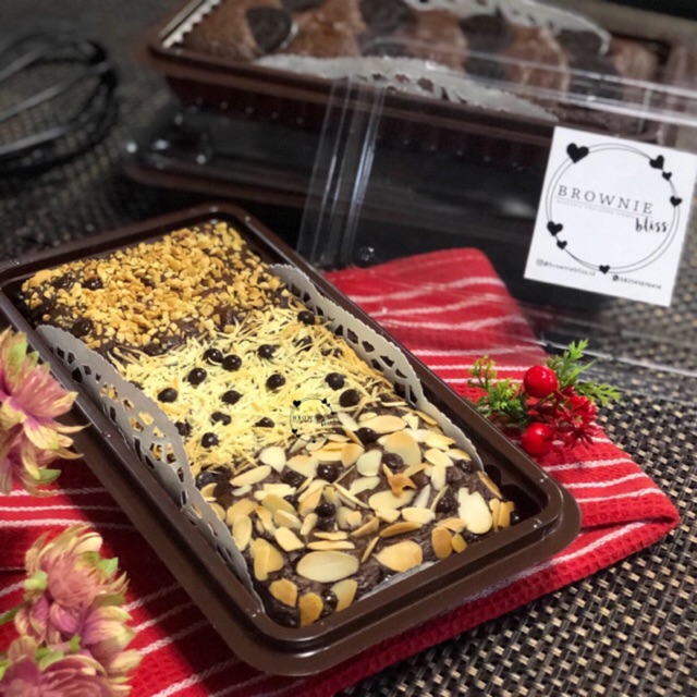 

Brownies Premium Mix 3 Topping.