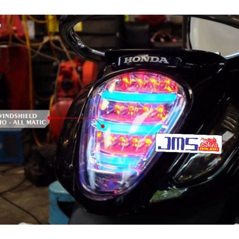 Lampu stop scoopy all new scoopy JPA 2018-2020 ada warna merah full sama biru kombinasi merah