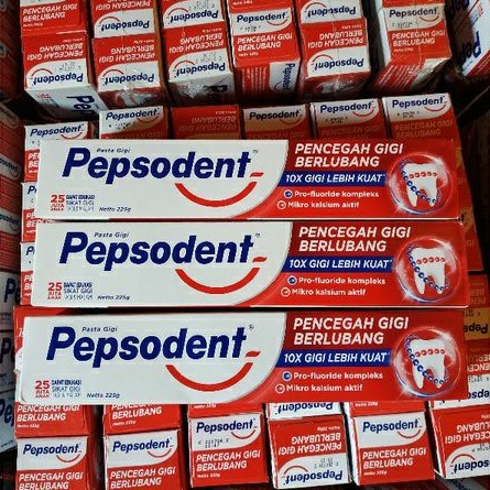 Pepsodent White Pasta Gigi Pencegah Gigi Berlubang 225 G - Toothpaste Whitening, Pasta Gigi