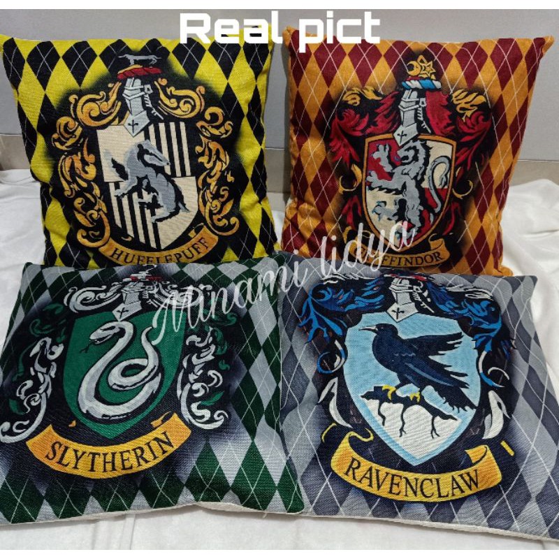 sarung bantal sofa 45x45 cm harry poter